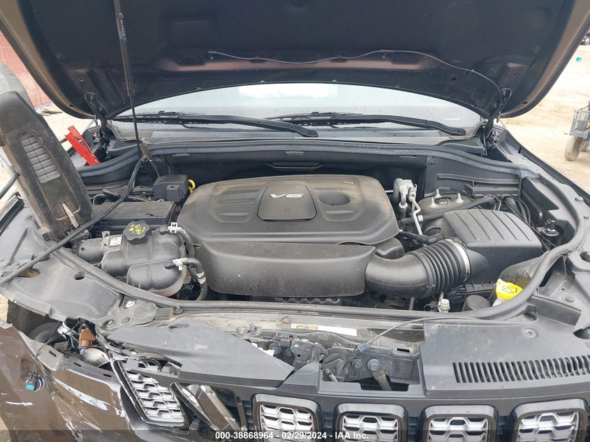 VIN 1C4RJFAG4KC603151 2019 JEEP GRAND CHEROKEE LAREDO