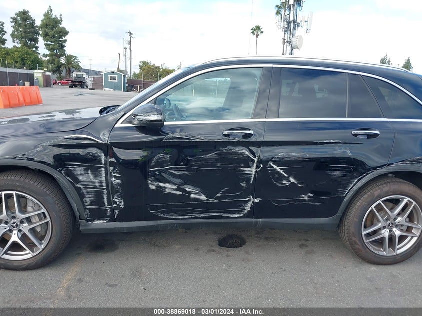 Auction sale of the 2019 MERCEDES BENZ GLC 300 , vin: WDC0G4JB2K1003363, lot number: 38869018