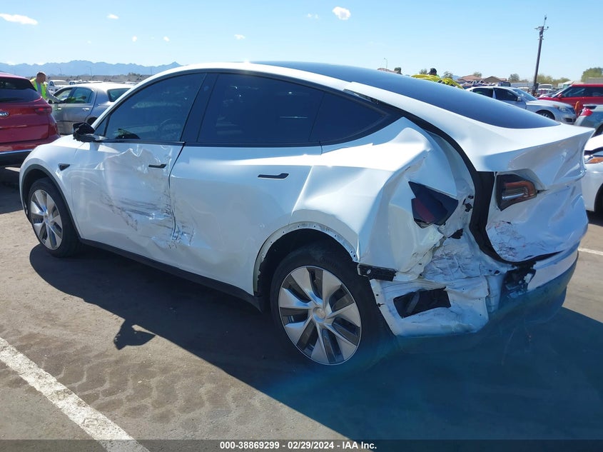 VIN 7SAYGDEE9NA015552 2022 TESLA MODEL Y LONG RANGE DUAL MOTOR ALL-WHEEL DRIVE