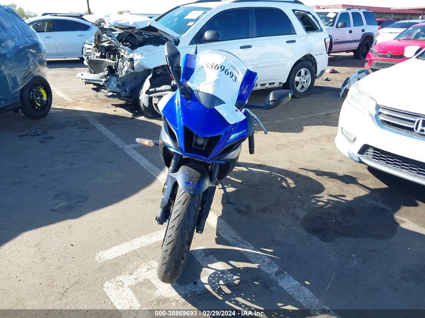 VIN JYARM38E3PA008462 2023 YAMAHA YZFR7