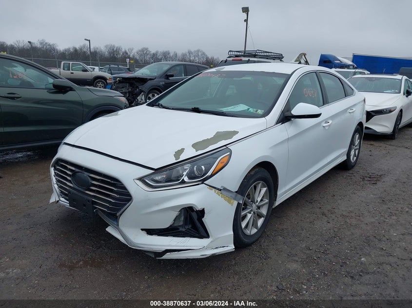 VIN 5NPE24AF1JH699203 2018 HYUNDAI SONATA SE