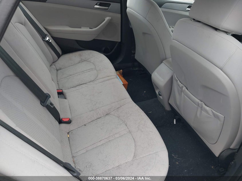 VIN 5NPE24AF1JH699203 2018 HYUNDAI SONATA SE