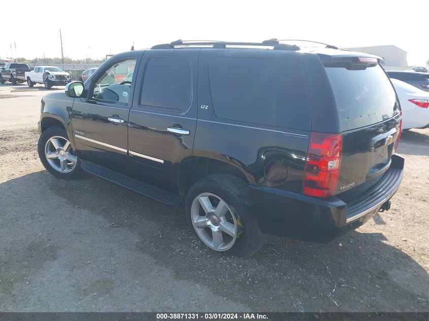 2013 CHEVROLET TAHOE LTZ - 1GNSKCE01DR287869