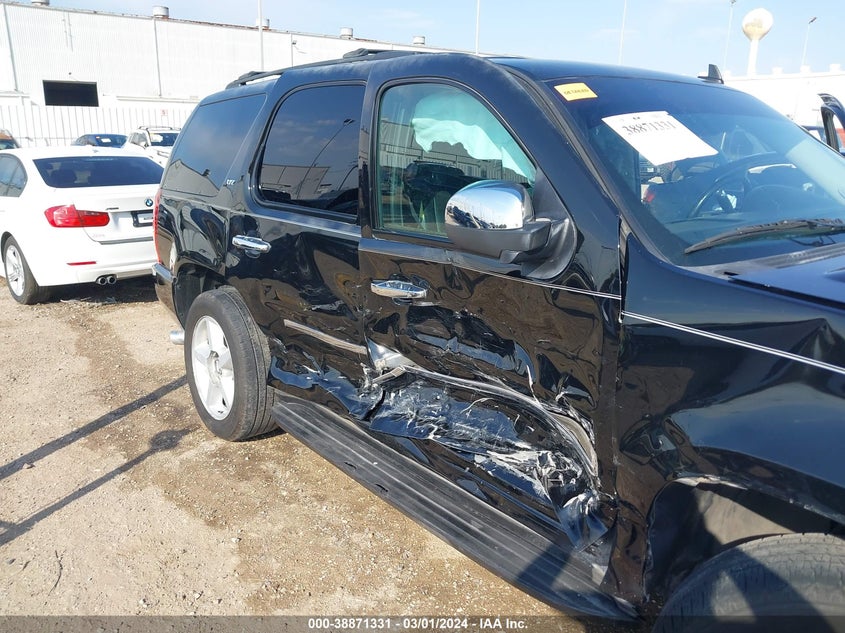 2013 CHEVROLET TAHOE LTZ - 1GNSKCE01DR287869