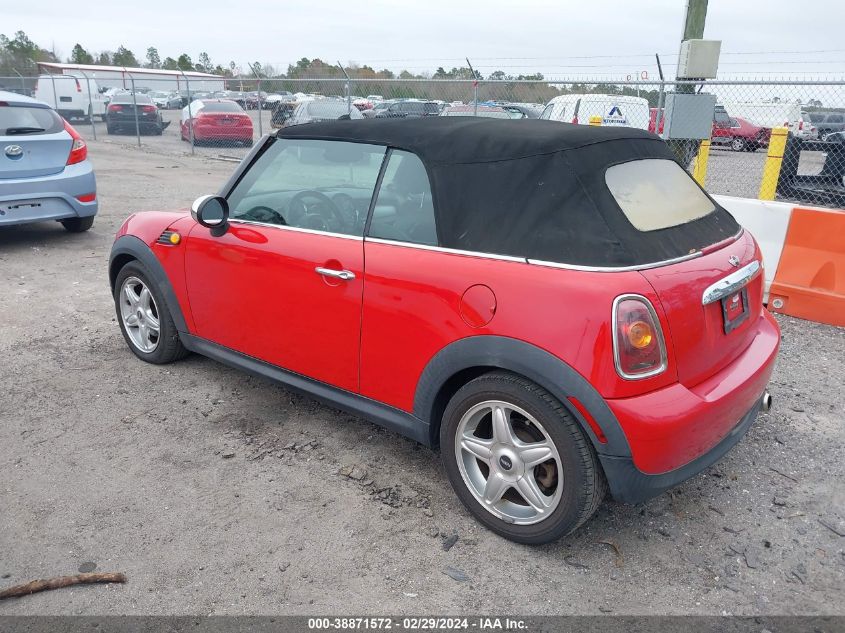 2010 Mini Cooper VIN: WMWMR3C56ATU97813 Lot: 38871572