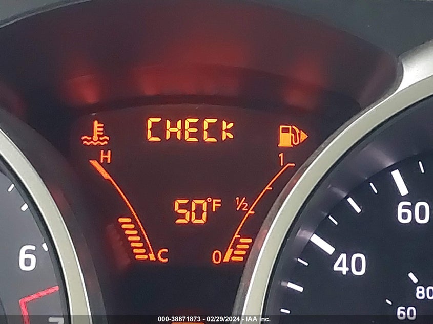 2014 NISSAN JUKE S - JN8AF5MR6ET362417