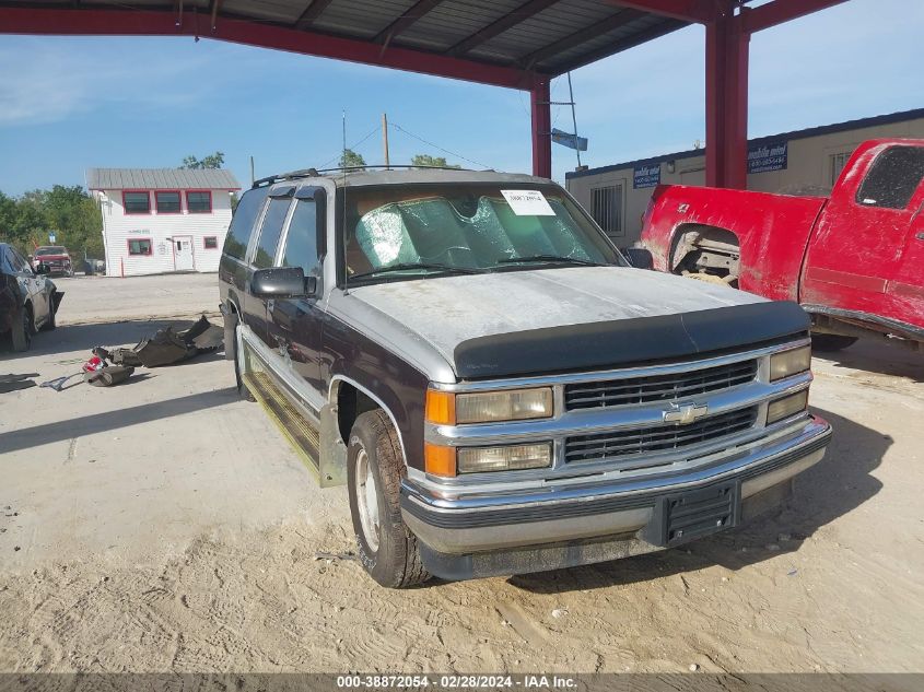 1996 Chevrolet Suburban C1500 VIN: 3GNEC16RXTG120520 Lot: 38872054