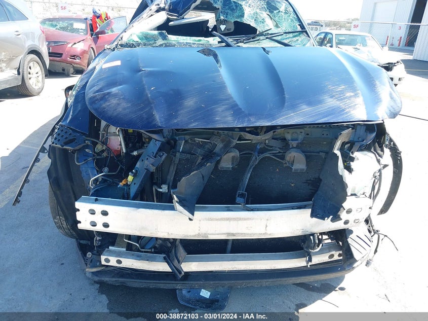 VIN 5TDZZRAH0MS522989 2021 TOYOTA HIGHLANDER LE