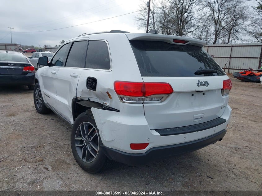 VIN 1C4RJEAG2KC769016 2019 JEEP GRAND CHEROKEE LAREDO