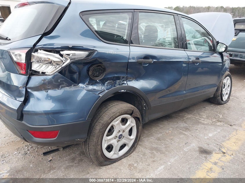 VIN 1FMCU0F72JUC54823 2018 FORD ESCAPE S