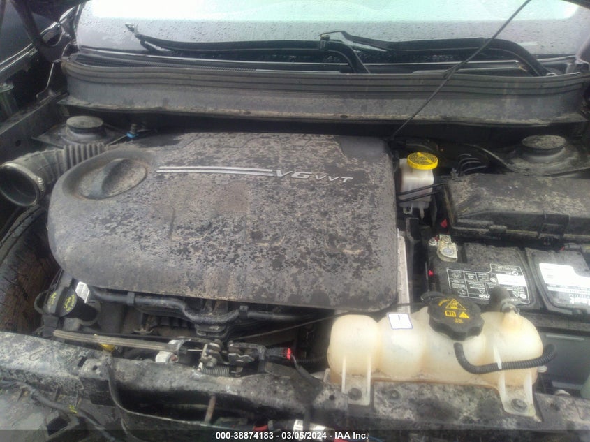 VIN 1C4PJMBX7KD185947 2019 JEEP CHEROKEE TRAILHAWK