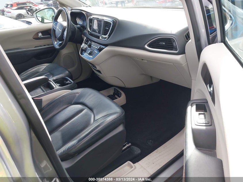 2019 CHRYSLER PACIFICA TOURING L - 2C4RC1BGXKR583328