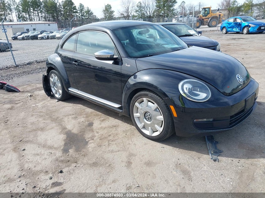 2013 VOLKSWAGEN BEETLE 2.5L FENDER EDITION - 3VWJP7AT9DM658014