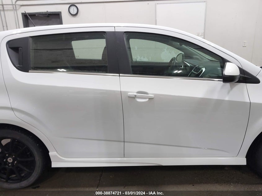 2018 CHEVROLET SONIC LT AUTO - 1G1JD6SBXJ4135497