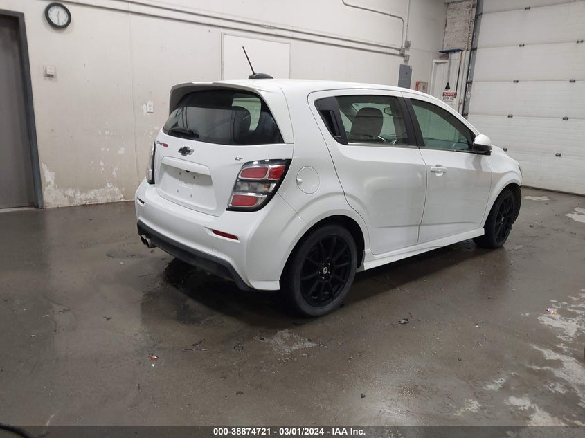 2018 CHEVROLET SONIC LT AUTO - 1G1JD6SBXJ4135497