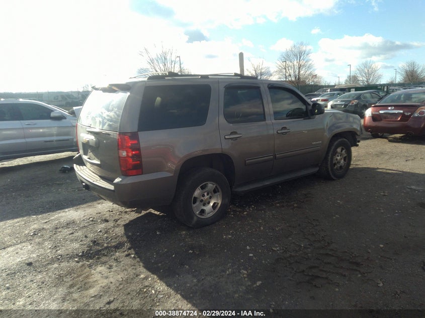 2013 CHEVROLET TAHOE C1500  LS - 1GNSCAE01DR129663