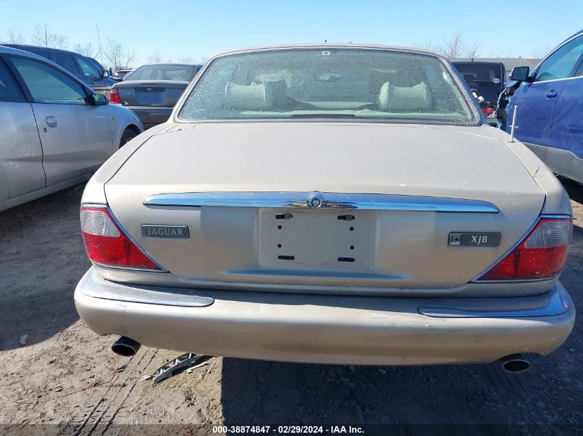 1998 Jaguar Xj8 VIN: SAJHX1244WC826671 Lot: 38874847