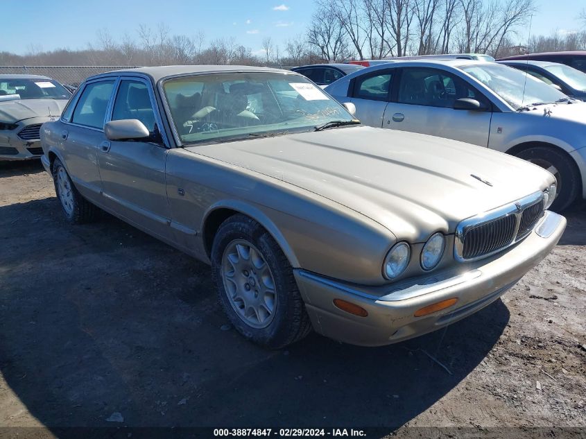 1998 Jaguar Xj8 VIN: SAJHX1244WC826671 Lot: 38874847