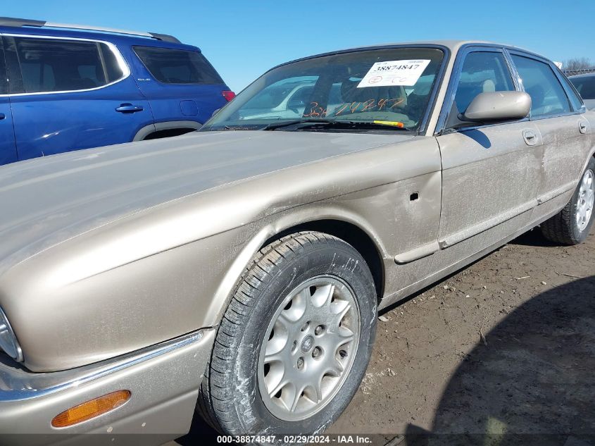 1998 Jaguar Xj8 VIN: SAJHX1244WC826671 Lot: 38874847