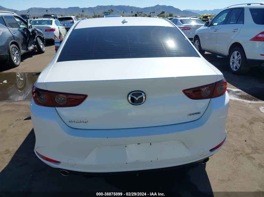 VIN 3MZBPADLXKM105656 2019 MAZDA MAZDA3 PREFERRED PACKAGE