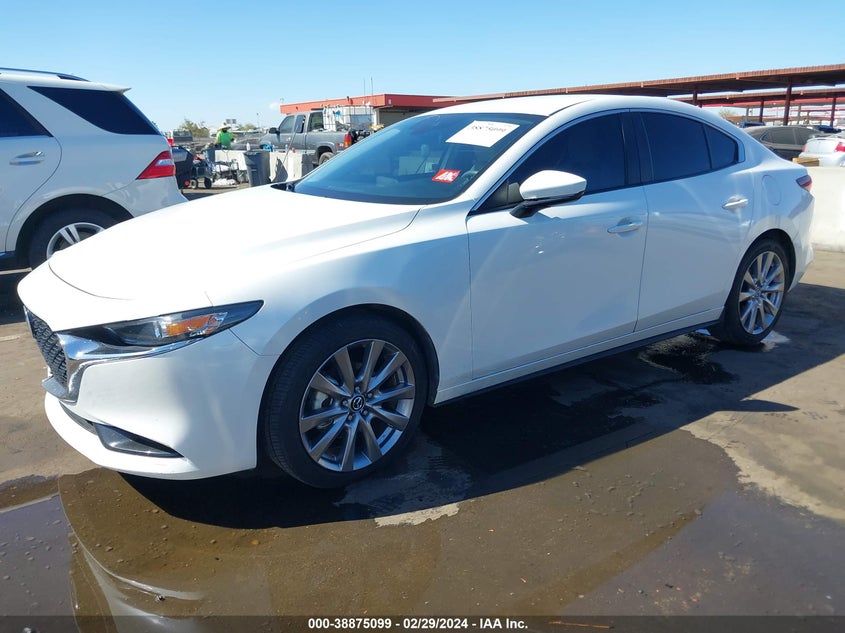 VIN 3MZBPADLXKM105656 2019 MAZDA MAZDA3 PREFERRED PACKAGE