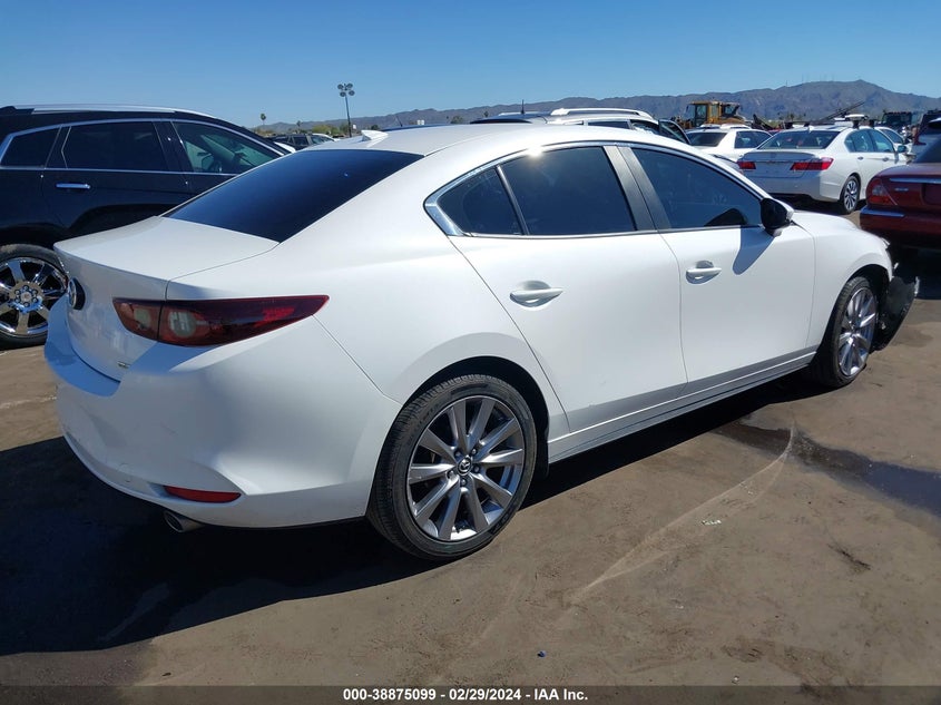 VIN 3MZBPADLXKM105656 2019 MAZDA MAZDA3 PREFERRED PACKAGE