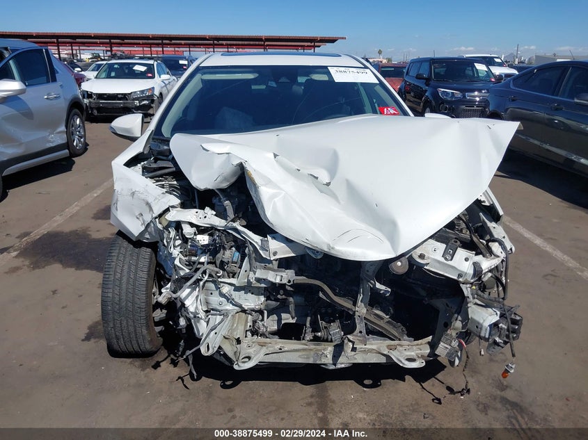 2019 TOYOTA COROLLA VIN: 5YFBURHE5KP902993