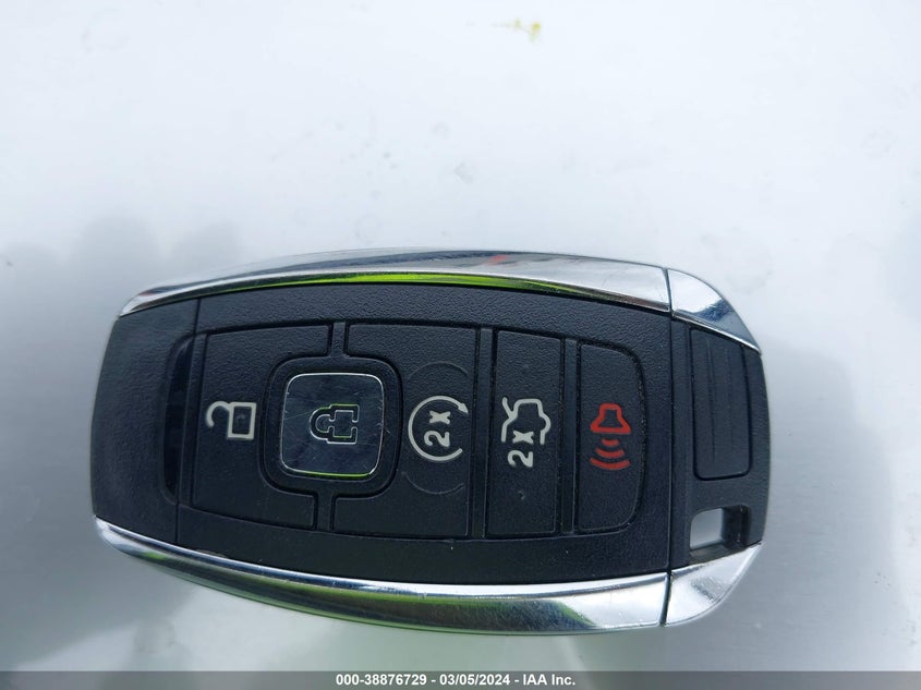 2017 LINCOLN MKC SELECT - 5LMCJ2D92HUL49835