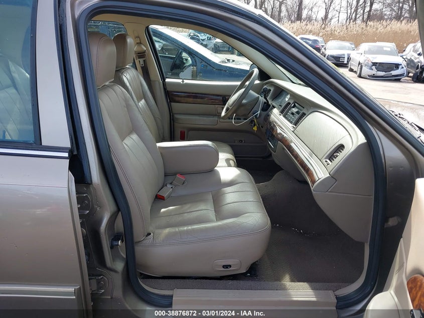 2004 Mercury Grand Marquis Ls VIN: 2MEFM75W54X678141 Lot: 38876872