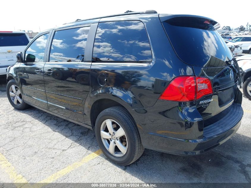 2010 Volkswagen Routan Se VIN: 2V4RW3D13AR184499 Lot: 38877038