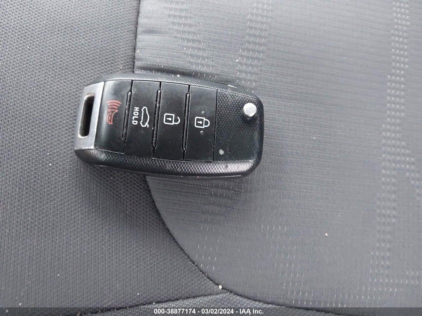 2016 KIA RIO LX - KNADM4A37G6561662