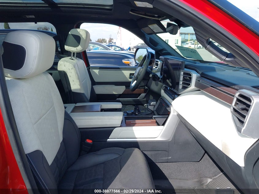 2023 Toyota Sequoia Capstone VIN: 7SVAAABA1PX015255 Lot: 38877566