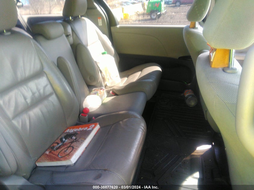 2019 TOYOTA SIENNA - JTDZZ3DC2KS982804