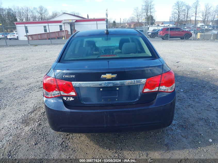 2016 CHEVROLET CRUZE LIMITED LS AUTO - 1G1PC5SH9G7157946