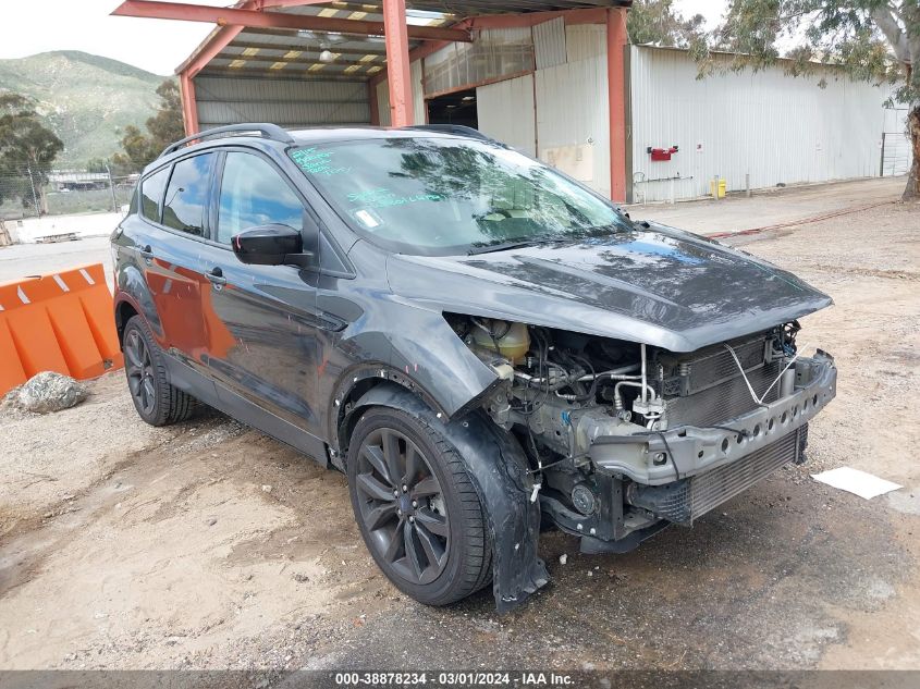 2017 FORD ESCAPE SE - 1FMCU9G92HUE36875