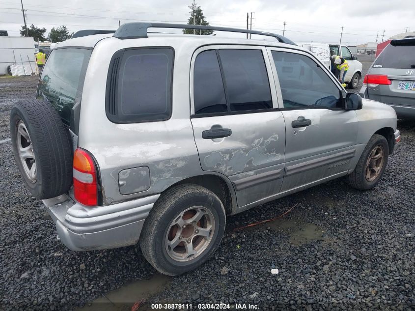 2001 Chevrolet Tracker Hard Top Base VIN: 2CNBE13C816929962 Lot: 38879111