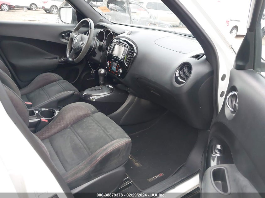 2015 Nissan Juke Nismo/S/Sl/Sv VIN: JN8AF5MV1FT564869 Lot: 38879378