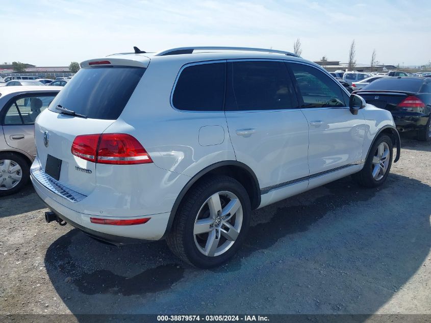 2012 Volkswagen Touareg Hybrid VIN: WVGEG9BP5CD012170 Lot: 38879574