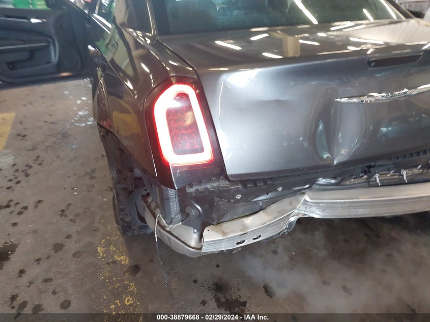 2018 CHRYSLER 300 S - 2C3CCABG6JH243429