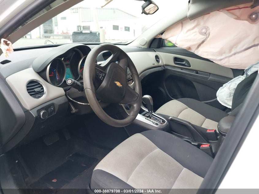 2016 CHEVROLET CRUZE LIMITED LS AUTO - 1G1PC5SH0G7212476