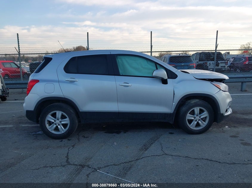 VIN KL7CJKSB1MB302070 2021 CHEVROLET TRAX FWD LS