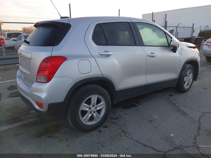VIN KL7CJKSB1MB302070 2021 CHEVROLET TRAX FWD LS