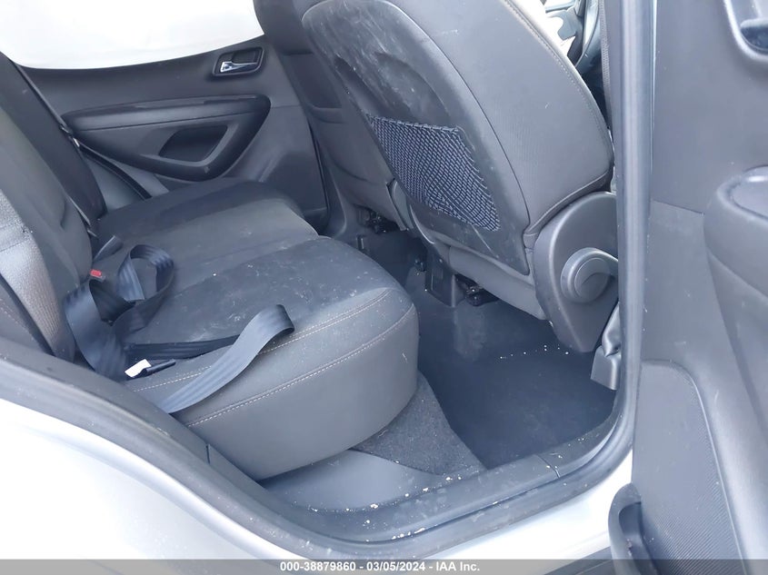 VIN KL7CJKSB1MB302070 2021 CHEVROLET TRAX FWD LS