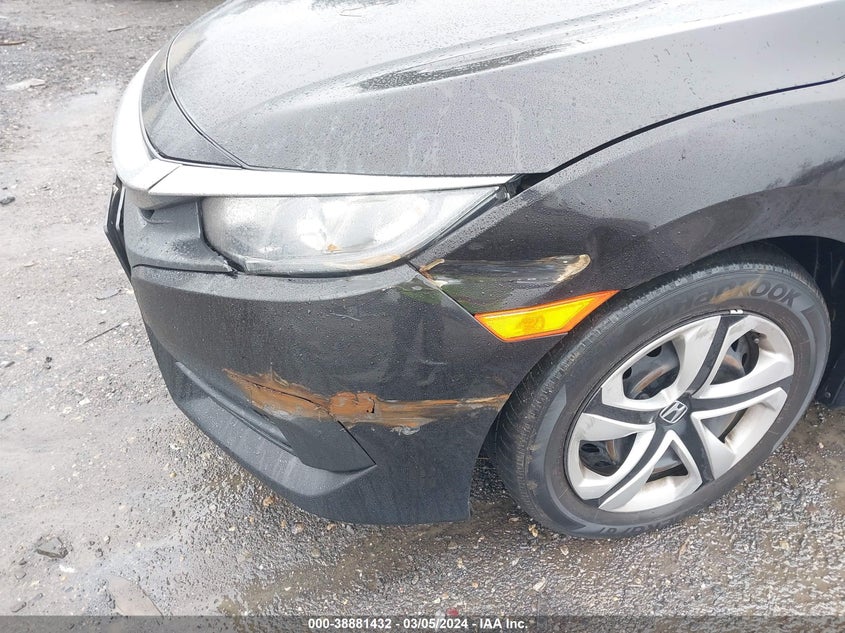 VIN 2HGFC2F54JH510527 2018 HONDA CIVIC LX