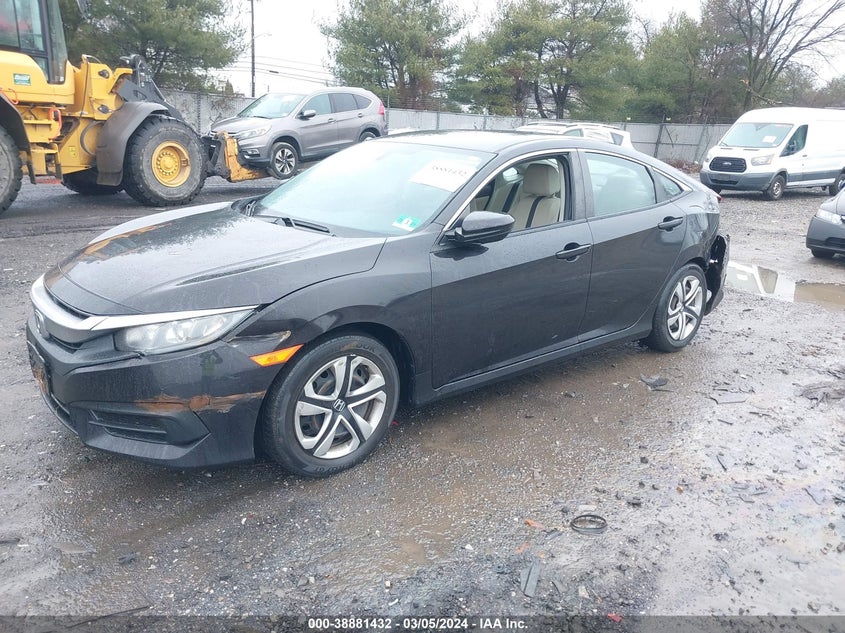 VIN 2HGFC2F54JH510527 2018 HONDA CIVIC LX