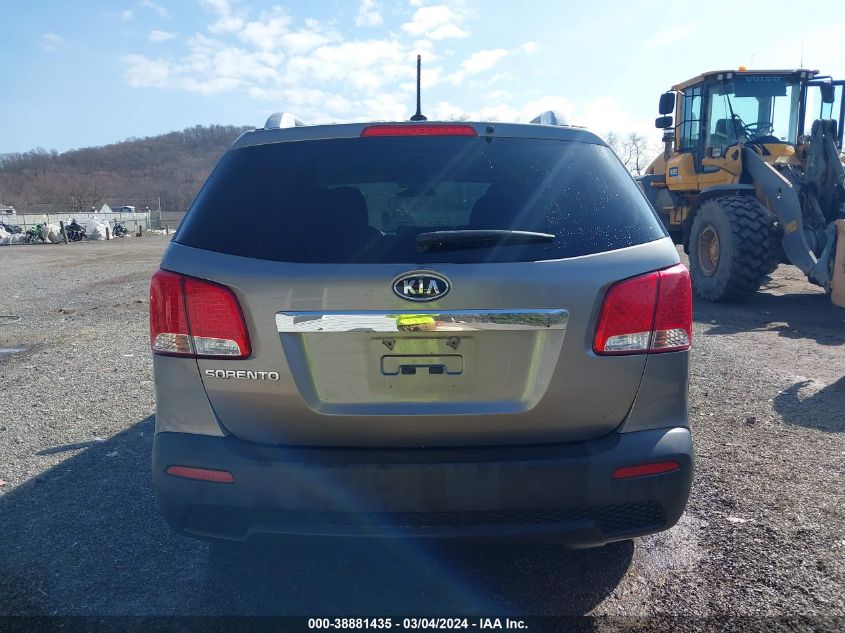 2013 Kia Sorento Lx V6 VIN: 5XYKTDA27DG375973 Lot: 38881435