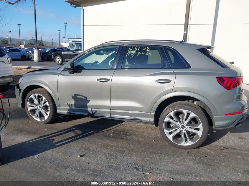 VIN WA1EECF31M1114724 2021 AUDI Q3 PREMIUM PLUS S LINE 45