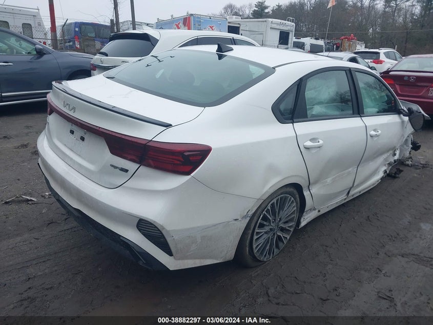 2022 KIA FORTE VIN: 3KPF54ADXNE473553