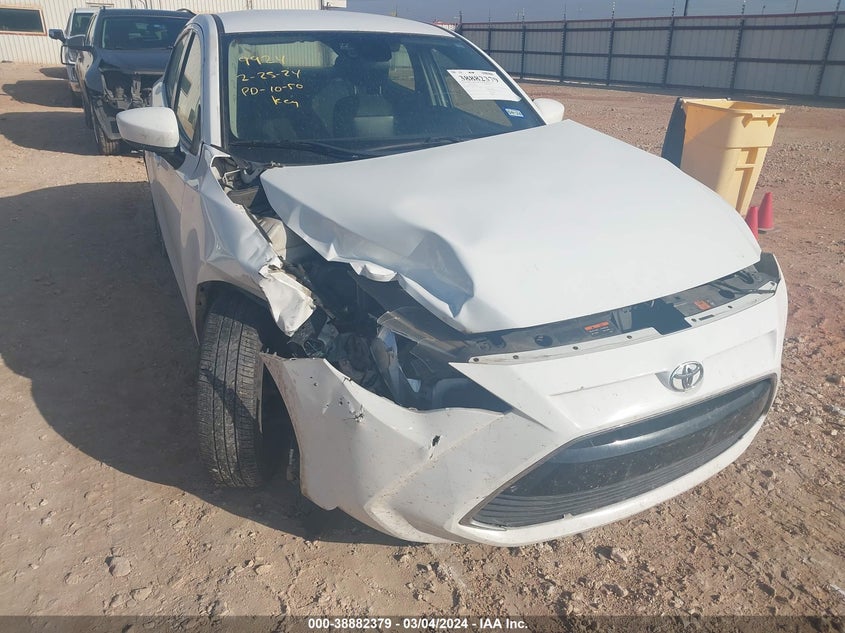VIN 3MYDLBYV3JY319924 2018 TOYOTA YARIS IA
