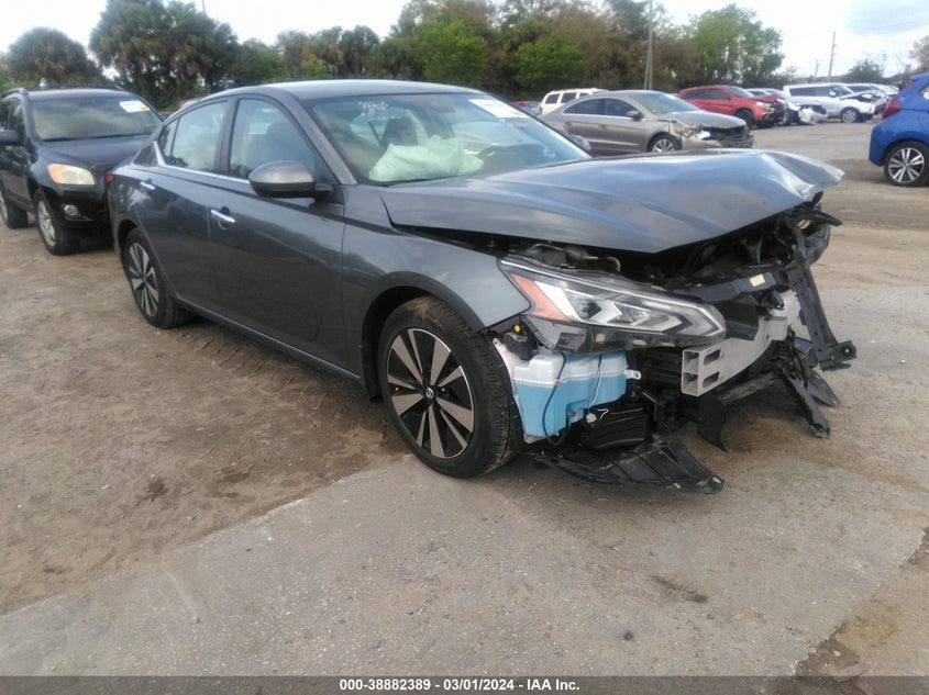 2021 NISSAN ALTIMA (VIN: 1N4BL4DV1MN406767)